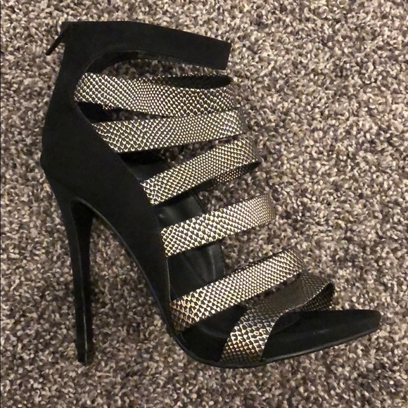 Heels - Picture 3 of 4